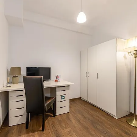 Apartament Hillside Near Center *