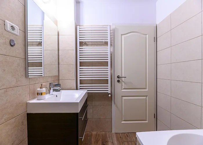 Hillside Near Center *